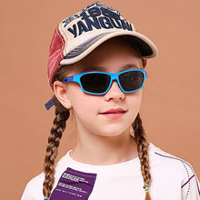 Load image into Gallery viewer, Sunglasses Kids Polarized Classic For Babies Children's Sports Sun Glasses UV400 Protection Boy Girl Cute Vintage Eyewear S8303