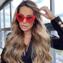 Load image into Gallery viewer, Sunglasses Ladies 2023 Cat Eye Round Gradient Oversized Frame Sunglasses  Designer Glasses UV400 Popular Beach Sunglasses