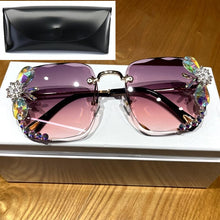Load image into Gallery viewer, Sunglasses Women 2023 Fashon Vinage Sqaure  Glasses Rimless Rhinesotne Sunglasses Shades For Women Summer Oculos