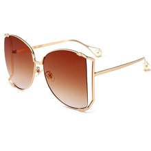 Carica l'immagine nel visualizzatore di Gallery, Sunglasses Women Pearl Decoration 2023 Brand Designer Half Frame Female Oversized Sun Glasses Women Clear Shade Sunglasses