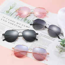 Load image into Gallery viewer, Sunglasses Women Polarized Gradient UV400 Lens Vintage  Crystal Ladies Sun Glasses Eyewear For Female N90274