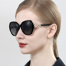 Load image into Gallery viewer, Sunglasses Women VEITHDIA Brand Designer Polarized Ladies Sun Glasses Female Vintage Gradient UV400 Eyewear 3158