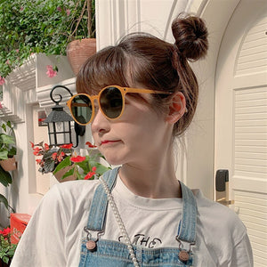 Sunglasses for Men Women,Stylish Retro Round Frame,Jelly Color Beach Vacation Glasses,UV 4000,with Glasses Cloth