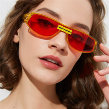 Carica l'immagine nel visualizzatore di Gallery, Super-model  2023 red sunglasses female retro box European and American popular sunglasses male