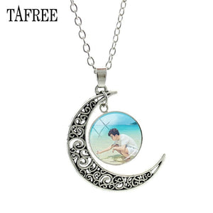 Music Band BTS Moon Pendants Necklaces Souvenir New Creative Men Women Necklace Statement Pendant Badge Jewelry BTS214