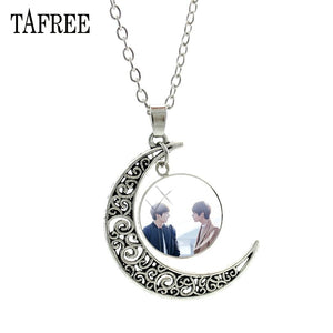 Music Band BTS Moon Pendants Necklaces Souvenir New Creative Men Women Necklace Statement Pendant Badge Jewelry BTS214