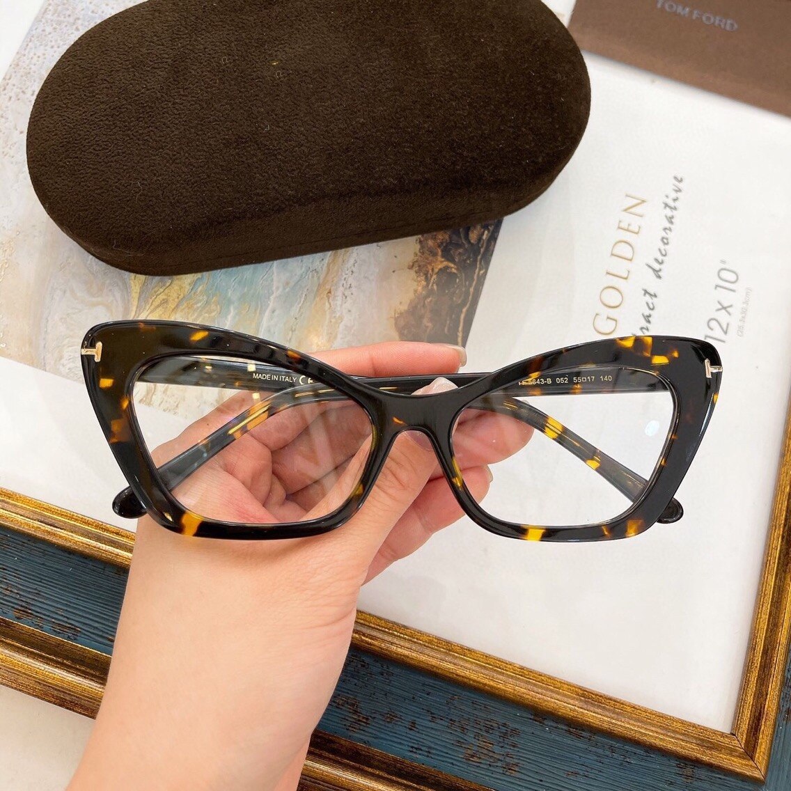 Cat eye glasses small face top