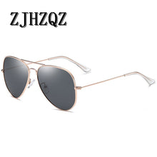 Carica l'immagine nel visualizzatore di Gallery, TR90 Lightweight Gold Green Brown Pink Blue Yellow Glasses Men Women Classic Vintage Retro Polarized Sunglasses Round Eyewear
