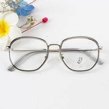 Carica l&#39;immagine nel visualizzatore di Gallery, TR90 Oval Glasses Frames Women Anti-Blue Optical Glasses Frame Spectacle Myopia Computer Glass Oculos De Grau Feminino