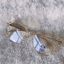 Load image into Gallery viewer, TR90 Vintage Glasses Women Men Round Clear Glasses Optical Eyeglasses Frame Transparent Lens Spectacle Unisex Anti Blue Light