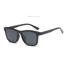 Load image into Gallery viewer, The Fashionable Five-piece Polarized Sunglasses Magnetic Clip-on Eyeglass Lens Magnetic Clips Set 2202PC Glasses Frame