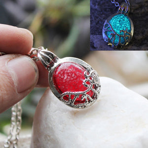 The Vampire Diaries necklace luminous stone Katherine Pierce moonstone Pendants Necklaces GLOW in the DARK amulet Sweater Chain