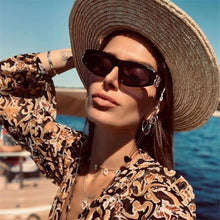 Load image into Gallery viewer, Thick Acetate Cat Eye Sunglasses Black Gold Letter B Sun Glasses 2023  Designer Womens Shades UV Rays Eyewear
