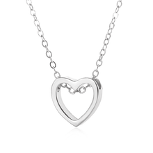 Carica l&#39;immagine nel visualizzatore di Gallery, Collana a cuore piccolo per donna Collana con ciondolo a forma di cuore in acciaio inossidabile Collana girocollo etnica bohémien Trasporto di goccia 