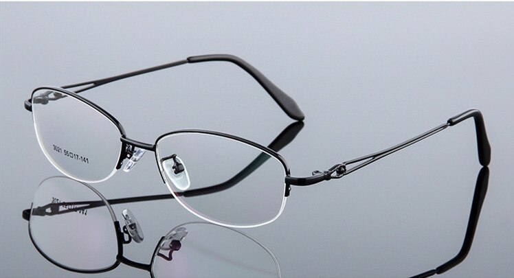Titanium Alloy Optical Eyeglasses Woman Ultra Light Weight Myopia Glasses Frames Female Half Rim Eyewear Spectacles