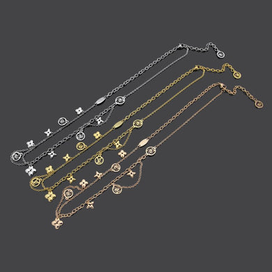 Titanium steel necklace wholesale V four leaf flower double chain necklace women's foreign trade multi accessories chain necklac