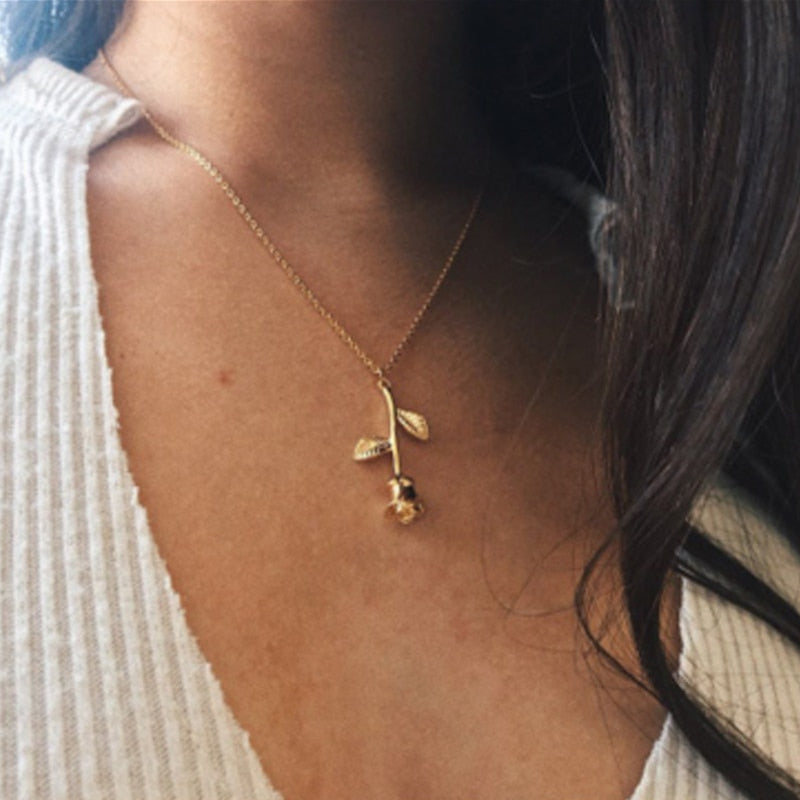 Multilayer Crystal Rose Pendant Necklace Women Gold Moon Star Horn Crescent Choker Necklaces Jewelry