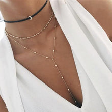Carica l&#39;immagine nel visualizzatore di Gallery, Multilayer Crystal Rose Pendant Necklace Women Gold Moon Star Horn Crescent Choker Necklaces Jewelry