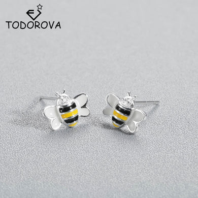 Fashion Cute Bee Stud Earring for Women Honey Bee Earrings Unique Design Tiny Animal Earrings Ladies Gift