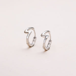 Tremella Buckle Manufacturers Selling A Undertakes To Delicate Han Edition Pure And Fresh And Contracted Wholesale