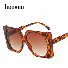 Load image into Gallery viewer, Trend Classic Retro Square Sunglasses Women Oversized Sunglasses Women/Men Retro Sunglasses Lentes De Sol Mujer