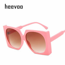 Load image into Gallery viewer, Trend Classic Retro Square Sunglasses Women Oversized Sunglasses Women/Men Retro Sunglasses Lentes De Sol Mujer