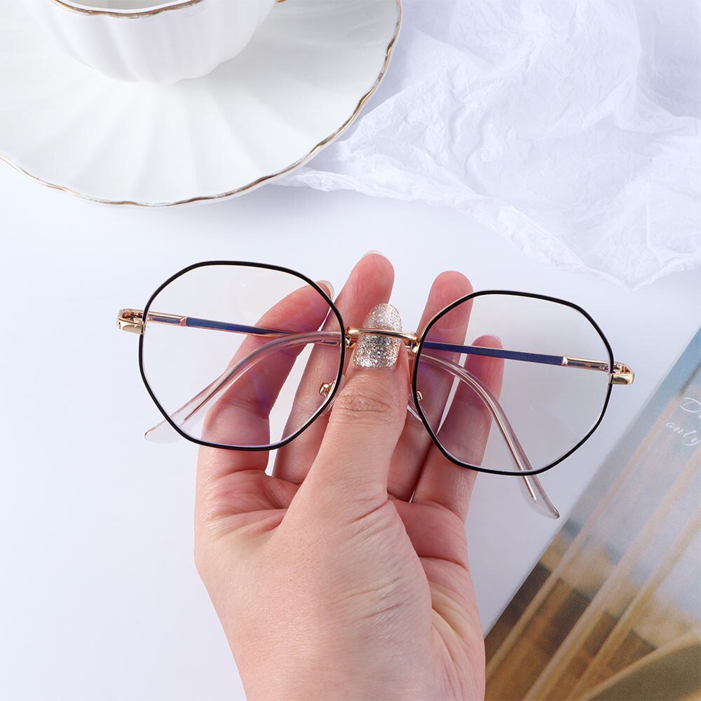 Trends Office Anti Blue Light Glasses Women Blue Blocking Computer Goggles Alloy Frame Women Octagonal Retro Frame All-match Men