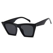 Carica l'immagine nel visualizzatore di Gallery, Trendy Geometric Women‘s Sunglasses Hyperbolic Sapphire Blue Sun Glasses Cat Eye Internet Celebrity Same Eyewear