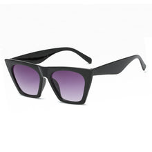 Carica l'immagine nel visualizzatore di Gallery, Trendy Geometric Women‘s Sunglasses Hyperbolic Sapphire Blue Sun Glasses Cat Eye Internet Celebrity Same Eyewear