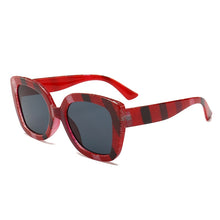 Load image into Gallery viewer, Trendy Glitter Sunglasses Women Men Oversized Square Sun Glasses UV400 Shades Steampunk Goggles Vintage Eyewear Gafas de sol