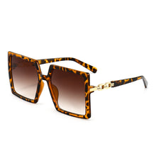 Load image into Gallery viewer, Trendy Gradient Sun Glasses 2023 Men Big Frame Glasses Vintage Eyewear UV400 Oversize Square Sunglasses Women