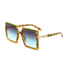 Load image into Gallery viewer, Trendy Gradient Sun Glasses 2023 Men Big Frame Glasses Vintage Eyewear UV400 Oversize Square Sunglasses Women