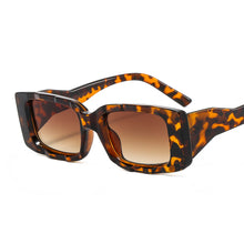 Carica l'immagine nel visualizzatore di Gallery, Trendy Rectangle Sunglasses Women Vintage Irregular Legs Shades UV400 Sun Glasses For Men Small Square Eyewear
