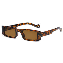 Carica l'immagine nel visualizzatore di Gallery, Occhiali da sole rettangolari piccoli alla moda da donna 2022 Steampunk anni '90 Occhiali da sole UV400 Occhiali da sole gotici da spiaggia Cat Eye Hip Hop Eyewear 