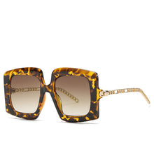 Carica l'immagine nel visualizzatore di Gallery, Trendy Square Sunglasses For Women 2023 Polygon Gradient Female Sun Glasses UV400 Vintage Goggle Oculos Feminino