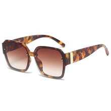 Load image into Gallery viewer, Trendy Style Vintage Square Grid Shades Sunglasses Women  SunGlasses Men Steampunk Oversized  Frame Sunglasses