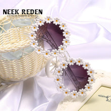 Load image into Gallery viewer, Trendy Sunglasses Women's Round Flower Outdoor Personality Sunnglases Ladies Party Eyewear Visor Korean Style Sunglasess