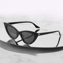 Load image into Gallery viewer, UV400 Personality Cat Eye Sunglasses Trendy Driving Streamlined Sun Glasses Female Street Shooting Eyewear Brand Designer
