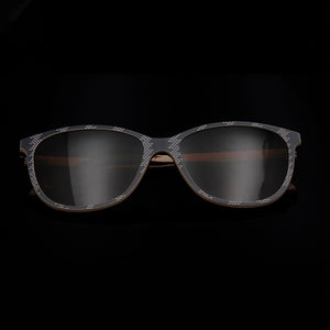 Montatura per occhiali da vista in plastica Ultem in titanio Montatura per occhiali da donna Cateye con clip magnetiche Occhiali da sole polarizzati Clip su lente 