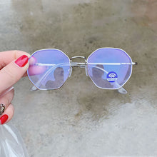 Carica l'immagine nel visualizzatore di Gallery, Ultralight Metal Anti Blue Light Glasses Women Men Vintage Octagonal Eyeglasses Eye Protection Blue Ray Blocking Computer Goggle