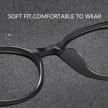 Load image into Gallery viewer, Ultralight Pure Titanium Men Comfortable Eyewear Women Vintage Round Big Frame Myopia Reading Optical Prescription Glasses