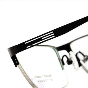 Ultralight Titanium Alloy Business Men's Optical Glasses Frames , Half Frame Openwork Metal Prescription Myopia Glass Frame F614