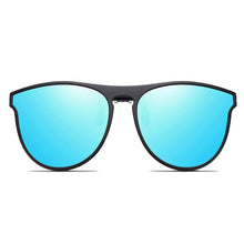 Load image into Gallery viewer, Unisex Clip-on Sunglasses Anti-Glare Driving Polarized Glasses With Flip Up Prescription Glasses UV400 Protection Glasses Clip
