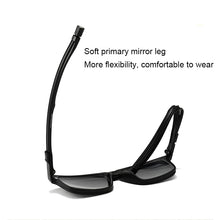 Carica l&#39;immagine nel visualizzatore di Gallery, Occhiali unisex Occhiali da sole retrò con 5 lenti intercambiabili per uomo Donna Telaio infrangibile TR90 Clip-on Protezione solare UV 