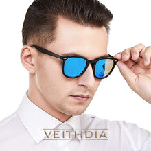 Carica l&#39;immagine nel visualizzatore di Gallery, VEITHDIA Polarized Sunglasses UV400 Photochromic Men Women Fishing Camping Hiking Driving Sports Eyewear For Male/Female