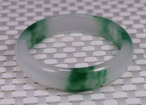 VERY FINE RARE NATURAL GREEN WHITE JADEITE stone BRACELET BANGLE