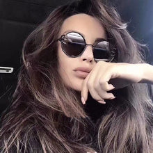 Carica l&#39;immagine nel visualizzatore di Gallery, VIVIBEE Retro Skull Claw Round Sunglasses for Women Fishion 2023 Trending Product Gothic Sun Glasses Gold Metal Frame Shades