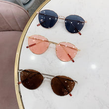 Load image into Gallery viewer, VWKTUUN Butterfly Sunglasses Women Oval Shape Shades UV400 Points Vintage Metal Frame Sunglass Outdoor Sport Driver Sunglass