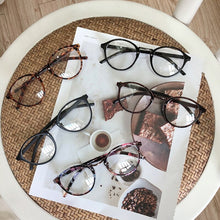 Load image into Gallery viewer, VWKTUUN Round Glasses Frame Clear Lens Eyeglasses Vintage Metal Myopia Glasses Frame Fake Glasses Student Optical Glasses Frames