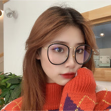 Load image into Gallery viewer, VWKTUUN Transparent Eyeglasses Frames Vintage Optical Frames Vintage Woman Glasses Optical Frames Big Fake Glasses Eyewear